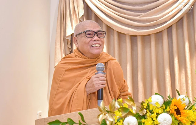 Hòa thượng Thích Giác Toàn đạo từ chứng minh