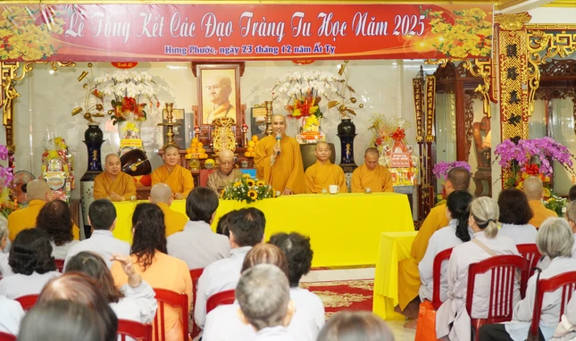 Lễ tổng kết các đạo tràng tu học năm 2025 tại chùa Hưng Phước Lễ tổng kết các đạo tràng tu học năm 2025 tại chùa Hưng Phước
