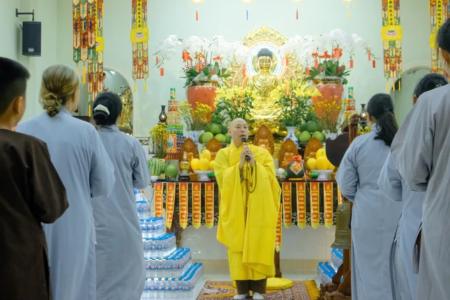 Đại đức Thích Hạnh Đức chia sẻ thời pháp đầu năm đến Phật tử