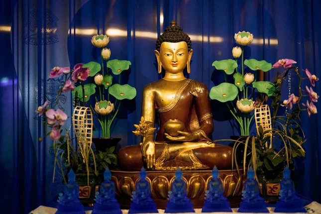 Đàn Dược Sư đầu năm cầu nguyện mưa thuận gió hòa, nhà nhà an lạc