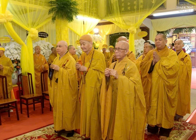 Chư tôn đức Q.Phú Nhuận (cũ)