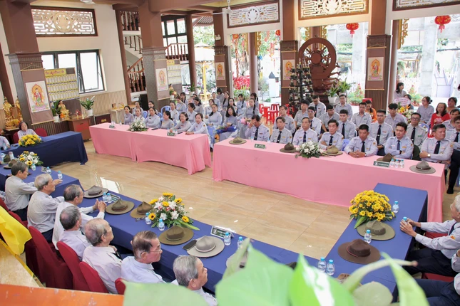 Buổi lễ diễn ra tại chùa Thiên Chánh