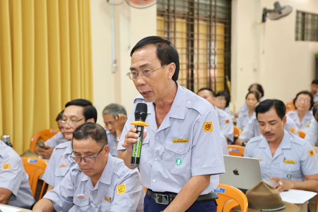 Huynh trưởng Quảng Chuyên - Lê Ngọc Cảm, Ủy viên Tu thư kiêm Ủy viên Truyền thông Phân ban Gia đình Phật tử TP.HCM góp ý Huynh trưởng Quảng Chuyên - Lê Ngọc Cảm, Ủy viên Tu thư kiêm Ủy viên Truyền thông Phân ban Gia đình Phật tử TP.HCM góp ý