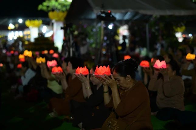 Lễ hoa đăng Lễ hoa đăng