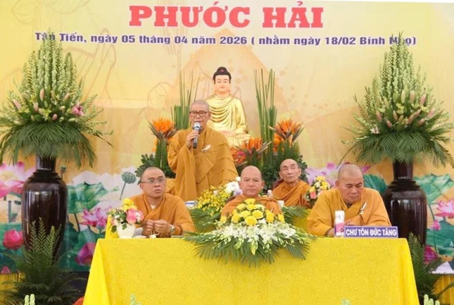 Hòa thượng Thích Châu Quang ban đạo từ Hòa thượng Thích Châu Quang ban đạo từ