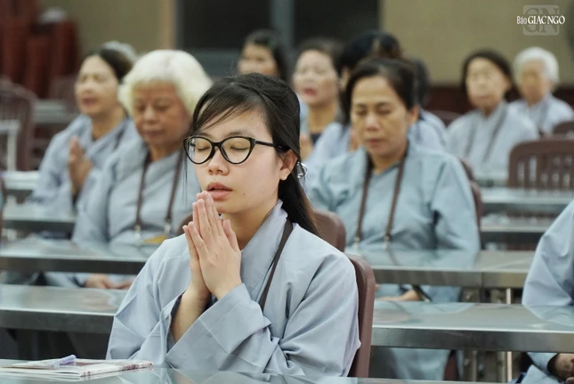 Khóa lễ niệm Phật