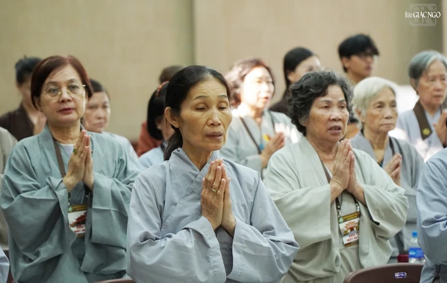 Khóa tu tổ chức mỗi tháng một lần tại chùa Phổ Quang