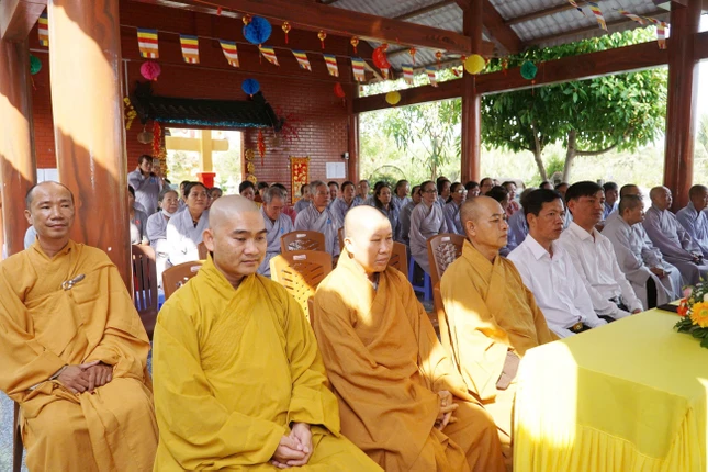 Chư Tăng, đại biểu tham dự Chư Tăng, đại biểu tham dự