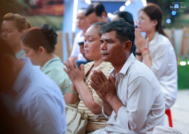 ... gia đình bình an, hạnh phúc