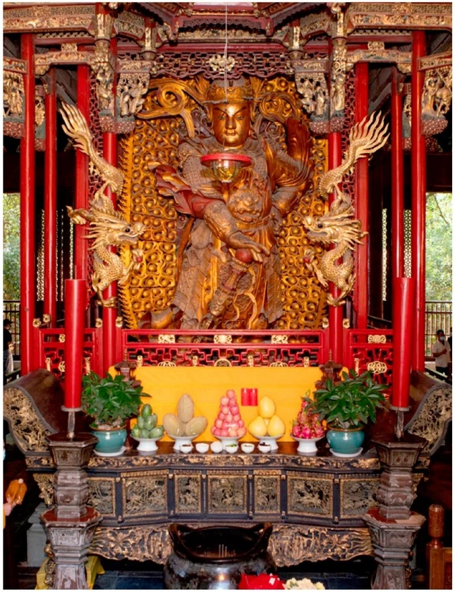 Tượng Vi Đà trong điện Tứ Thiên vương tại chùa Linh Ẩn, tỉnh Chiết Giang. Niên đại đời Nam Tống (1127-1279) - Ảnh: Châu Thiên Thư