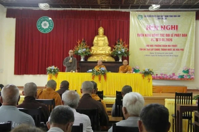 Đại đức Thích Nguyên Huấn phát biểu