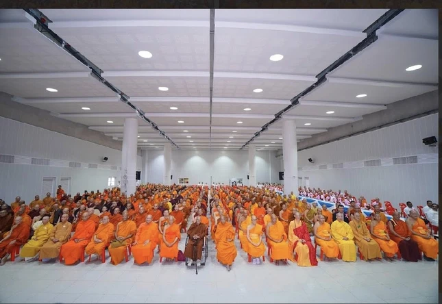 Chư tôn đức tham dự