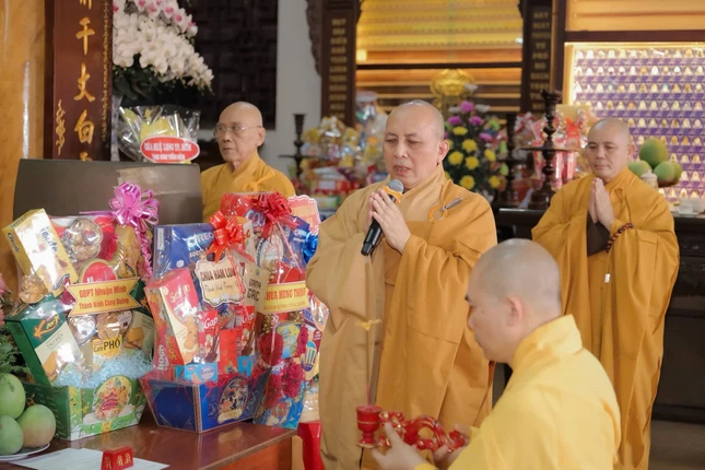 Khóa lễ tưởng niệm diễn ra tại tổ đình Long Khánh