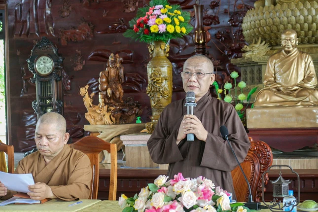 Thượng tọa Thích Thông Triêm phát biểu khai mạc