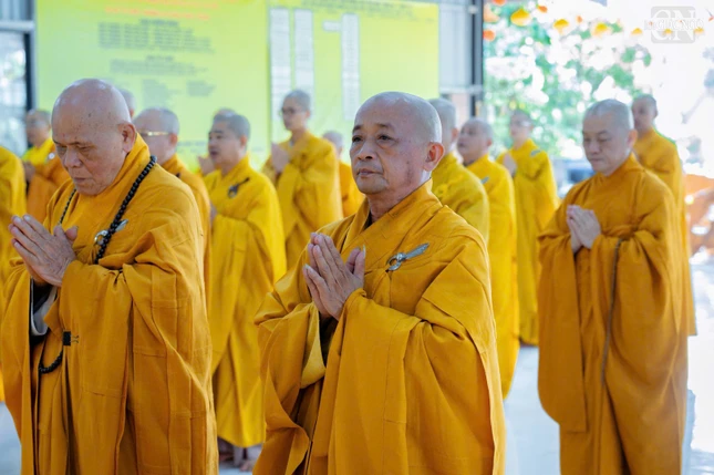 Sám hối thanh tịnh tam nghiệp