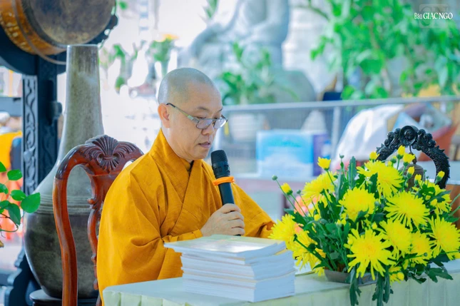 Thượng toạ Thích An Tín trùng tuyên giới Bồ-tát