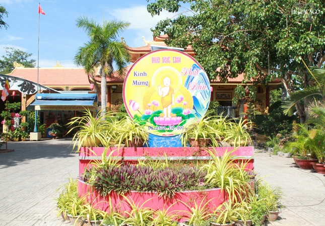 Kính mừng Phật đản tại chùa Phước Duyên