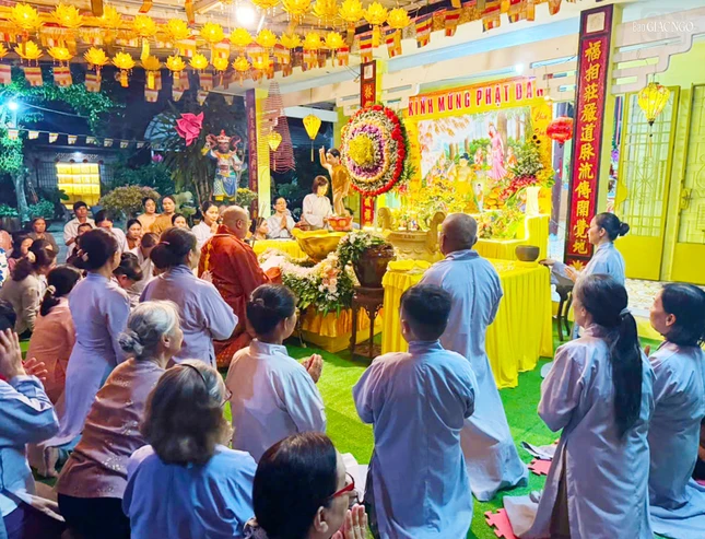 Lễ đài tại chùa Phước Lâm