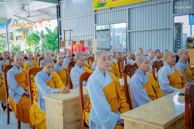 Trường hạ chùa Di Đà và Từ Giác là điểm an cư dành cho chư Ni