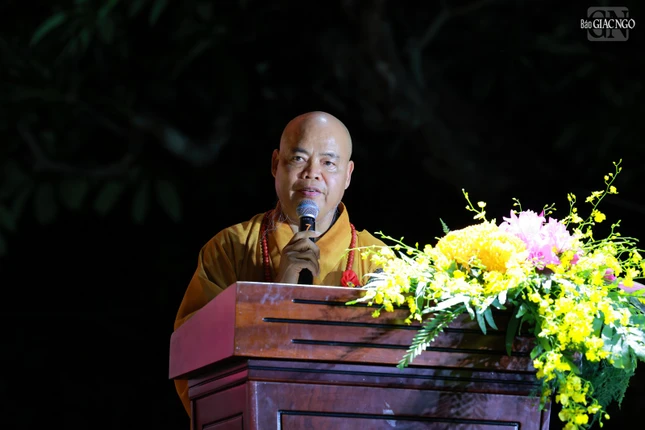 Thượng tọa Thích Thanh Phong tuyên đọc Diễn văn Đại lễ Phật đản Phật lịch 2570 của Trưởng lão Hòa thượng Chủ tịch Hội đồng Trị sự