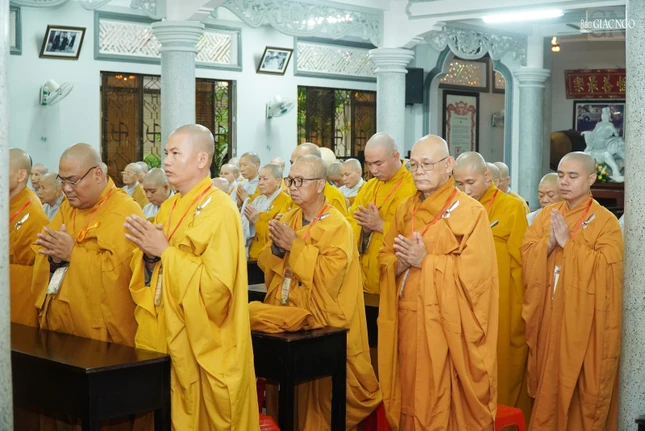 Theo đó có gần 500 Tăng Ni an cư trên địa bàn