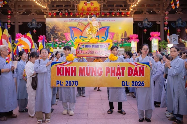 Thỉnh Phật từ chùa Minh Tịnh