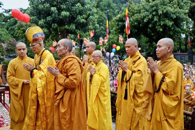 Nghi thức cúng dường Phật đản