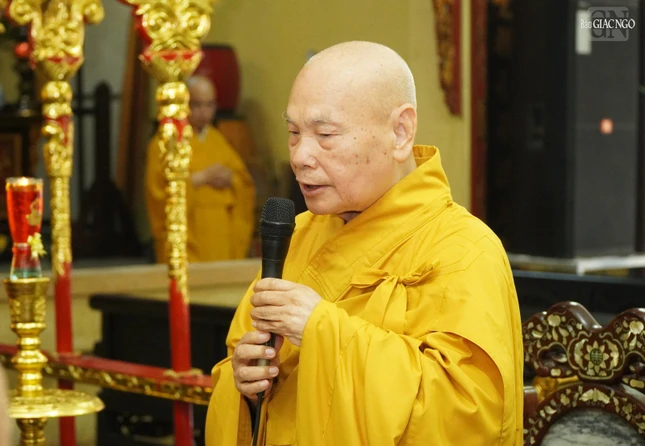 Trưởng lão Hòa thượng Thích Thiện Nhơn ban đạo từ