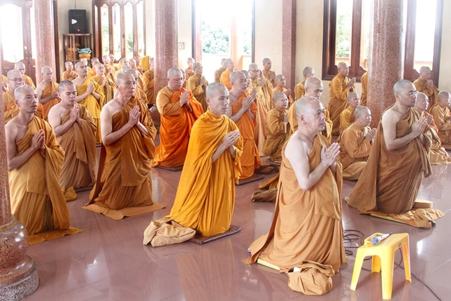 Trang nghiêm khóa lễ Trang nghiêm khóa lễ