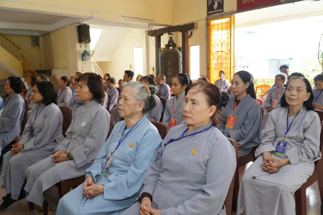 Phật tử tham dự - Ảnh: P.Đ