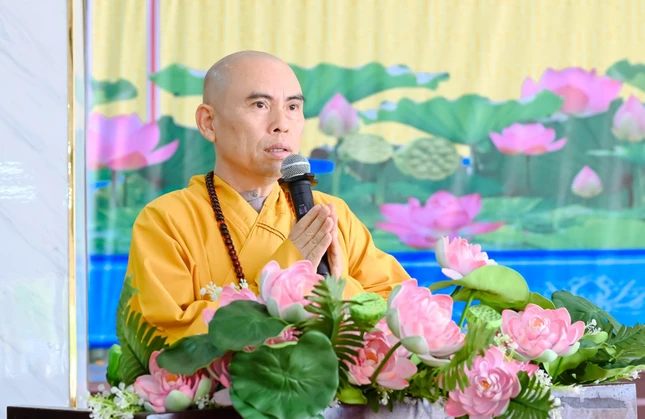 Thượng tọa Thích Nhuận Nghĩa phát biểu Thượng tọa Thích Nhuận Nghĩa phát biểu
