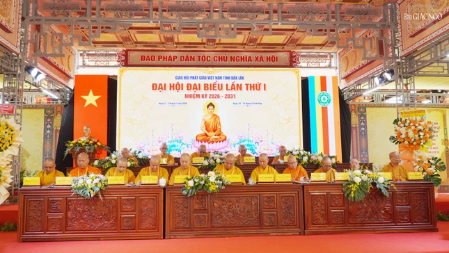 Chư tôn đức chứng minh, chủ tọa