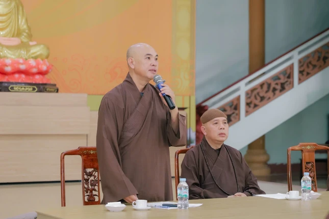 Thượng tọa Thích Nhuận Trí phát biểu
