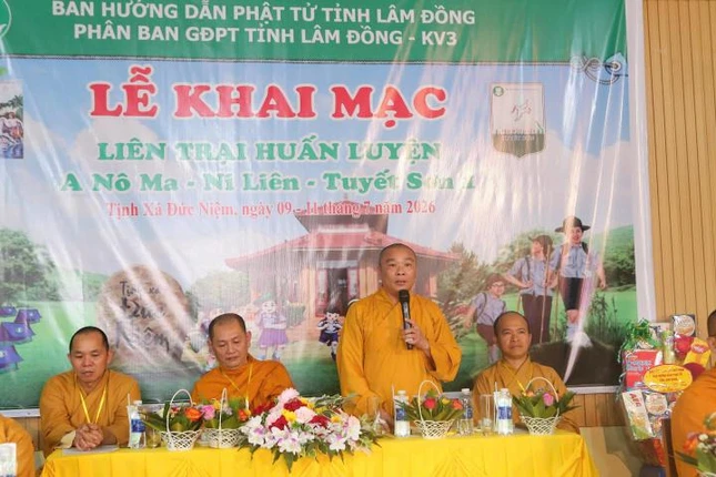 Thượng tọa Thích Quảng Nhã ban đạo từ Thượng tọa Thích Quảng Nhã ban đạo từ