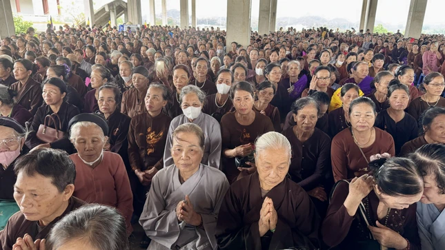 Phật tử tham dự