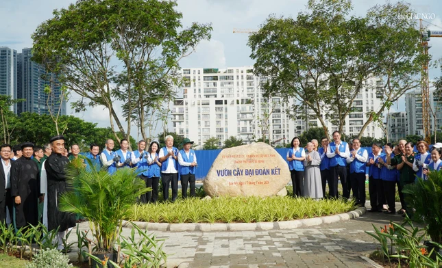 Công trình Vườn cây Đại đoàn kết tại phường Tân Mỹ Công trình Vườn cây Đại đoàn kết tại phường Tân Mỹ