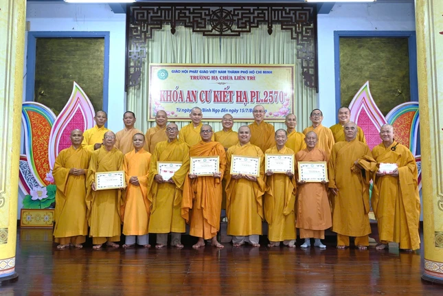Lưu niệm tại hội thi