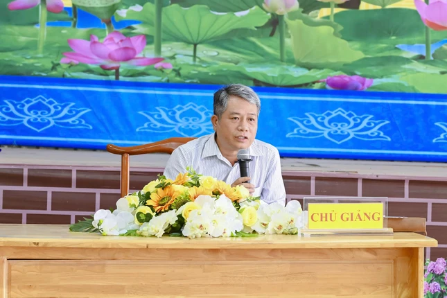 Ông Vũ Huy Long chia sẻ chuyên đề về Luật Tín ngưỡng, tôn giáo Ông Vũ Huy Long chia sẻ chuyên đề về Luật Tín ngưỡng, tôn giáo