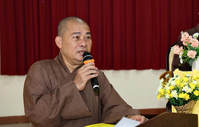 Đại đức Thích Minh Phương thông tin thu chi tài chính đại hội