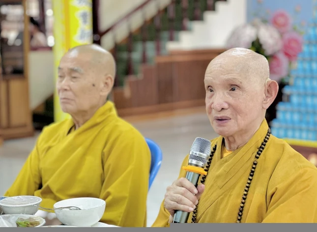 Hòa thượng Thích Giác Hạnh ban đạo từ
