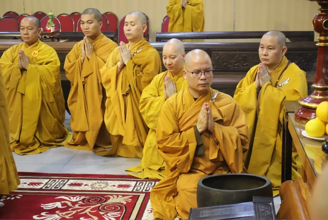 Chư tôn đức trường hạ chùa Vĩnh Nghiêm