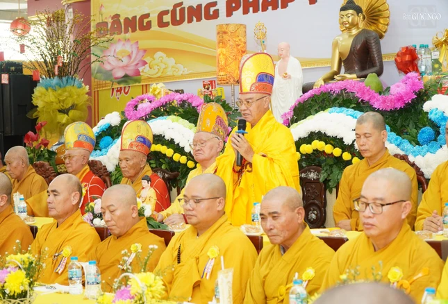 Hòa thượng Thích Nhựt Hỷ ban đạo từ chứng minh