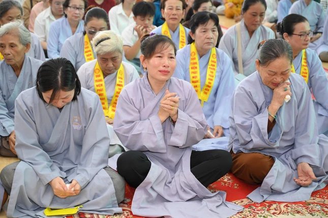 Xúc động lễ Vu lan - Báo hiếu