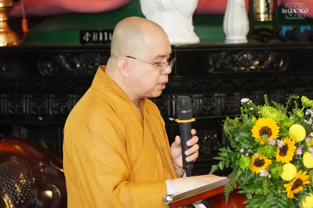 Thượng tọa Thích Thiện Tài báo cáo an cư tại trường hạ Hưng Phước Thượng tọa Thích Thiện Tài báo cáo an cư tại trường hạ Hưng Phước