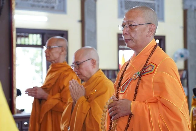 Chư tôn đức Thiền chủ trường hạ
