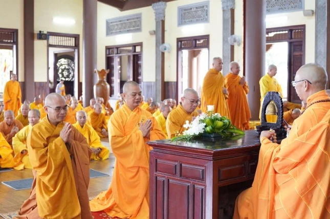 Tác pháp Tự tứ
