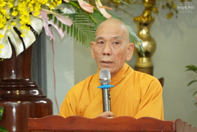 Hòa thượng Thích Giác Trí phát biểu khai mạc