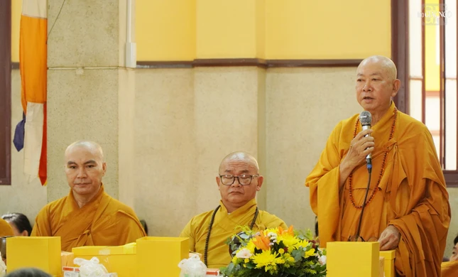 Hòa thượng Thích Đồng Bổn đạo từ chứng minh
