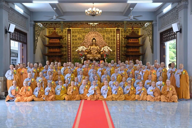 Chư Ni Trường hạ chùa Vạn Phước