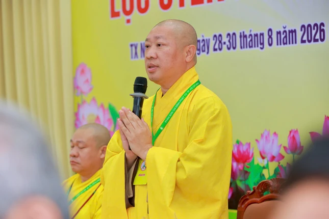 Thượng tọa Thích Thiện Thuận đạo từ chứng minh